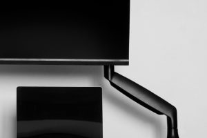 Display Mounting Made Easy—Introducing the VESA Mount Standard